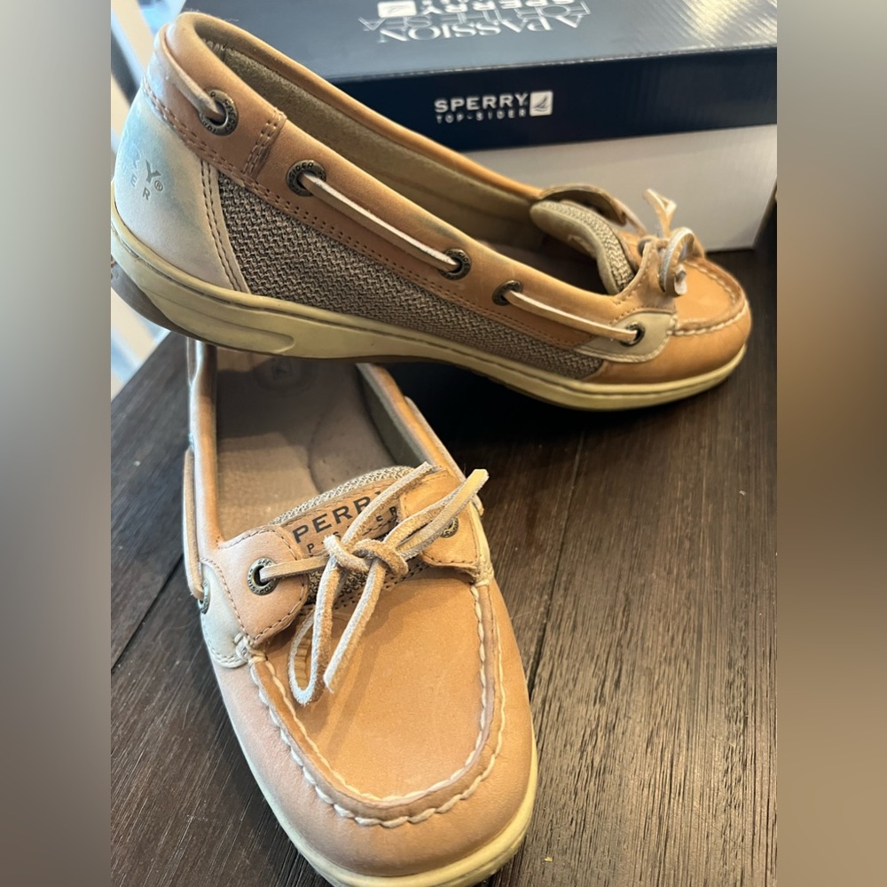 Size 8 Sperry Women's Angelfish Boat Shoe